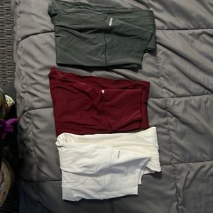 set of three leggings from arie